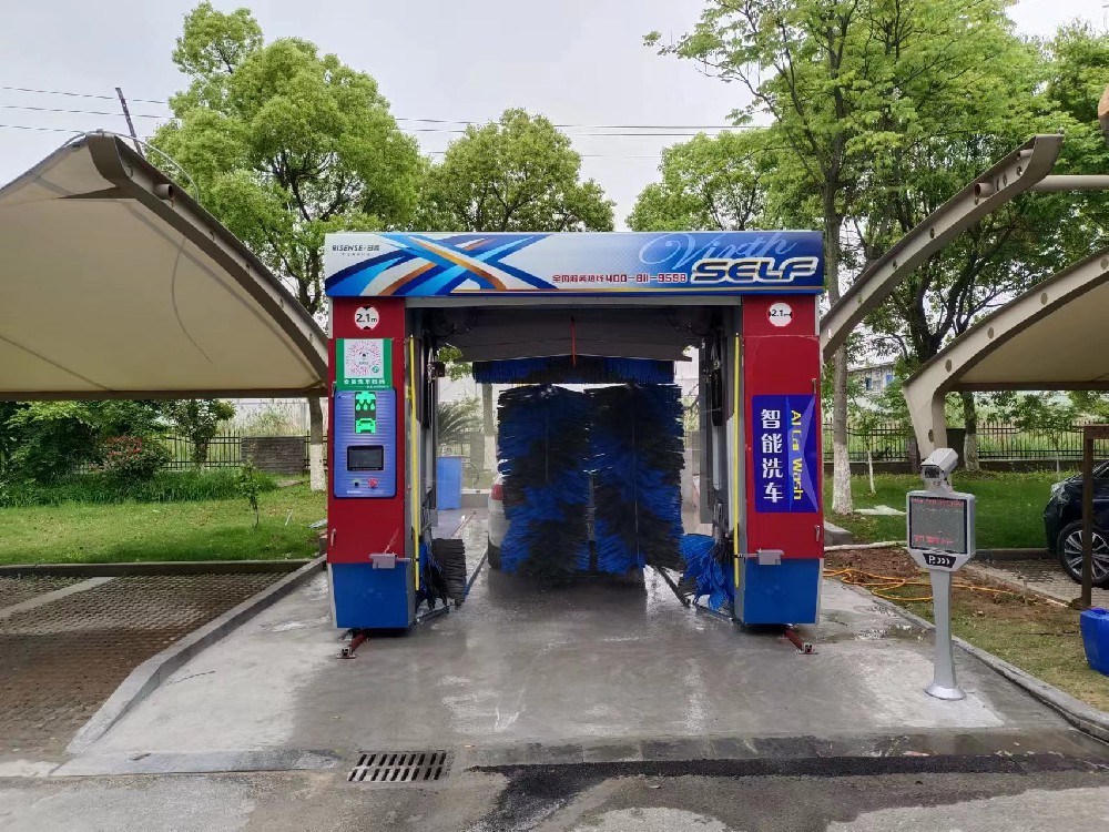 無(wú)人智能洗車(chē)機(jī)（CF-360）